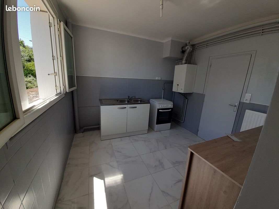 Appartement 2 pièces 70 m² · à Château-Renault · 70 m² · 85 000 €