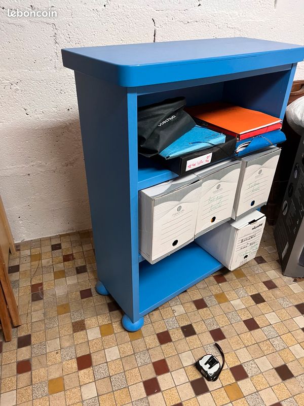 Étagère bleue chambre enfant (image 2)