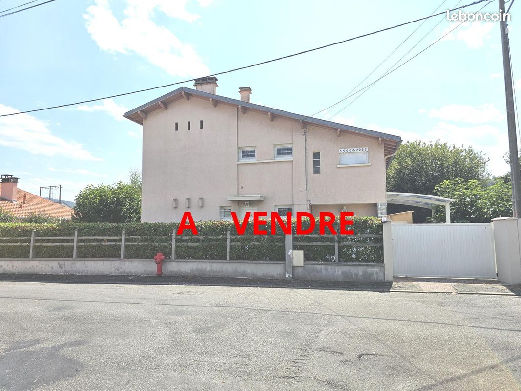 Maison 5 pièces 128 m² · à Gourdan-Polignan · 128 m² · 198 000 €