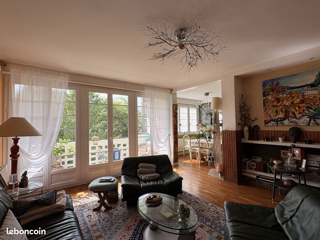 Appartement 5 pièces 103 m² · à Lisieux · 103 m² · 230 000 €