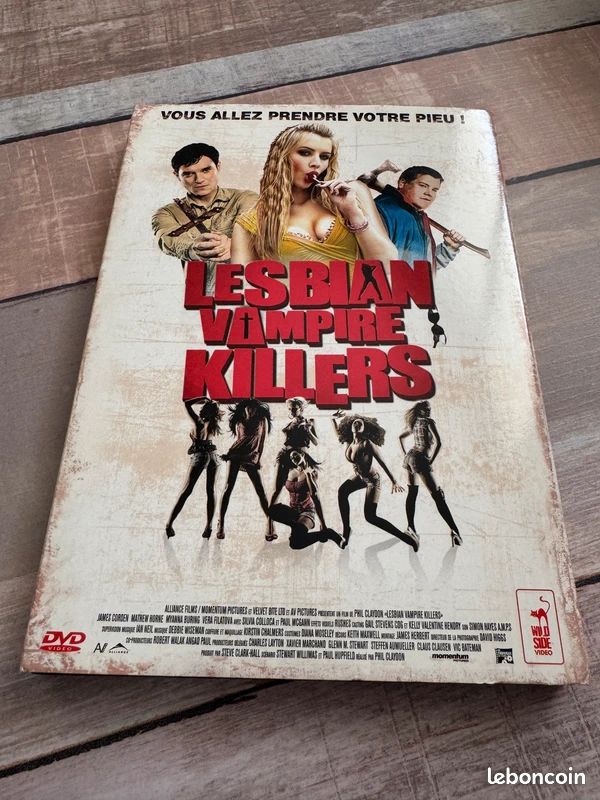 Dvd lesbian vampire killers (image 1)