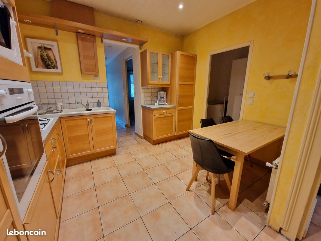 Maison 2 pièces 65 m² · à Bordeaux · 65 m² · 1 040 €
