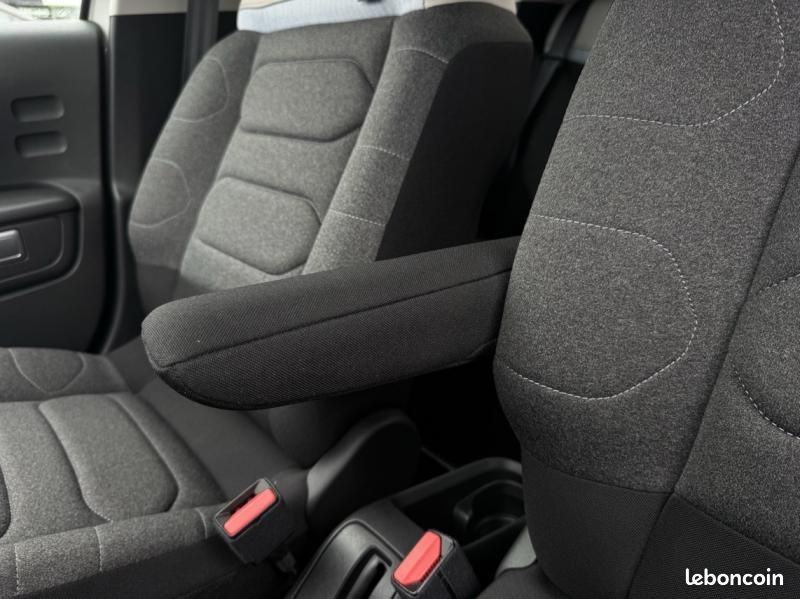 Citroen C3 1.2 PureTech 110 Saint James / GPS + CAMERA / GARANTIE 12 MOIS (image 29)