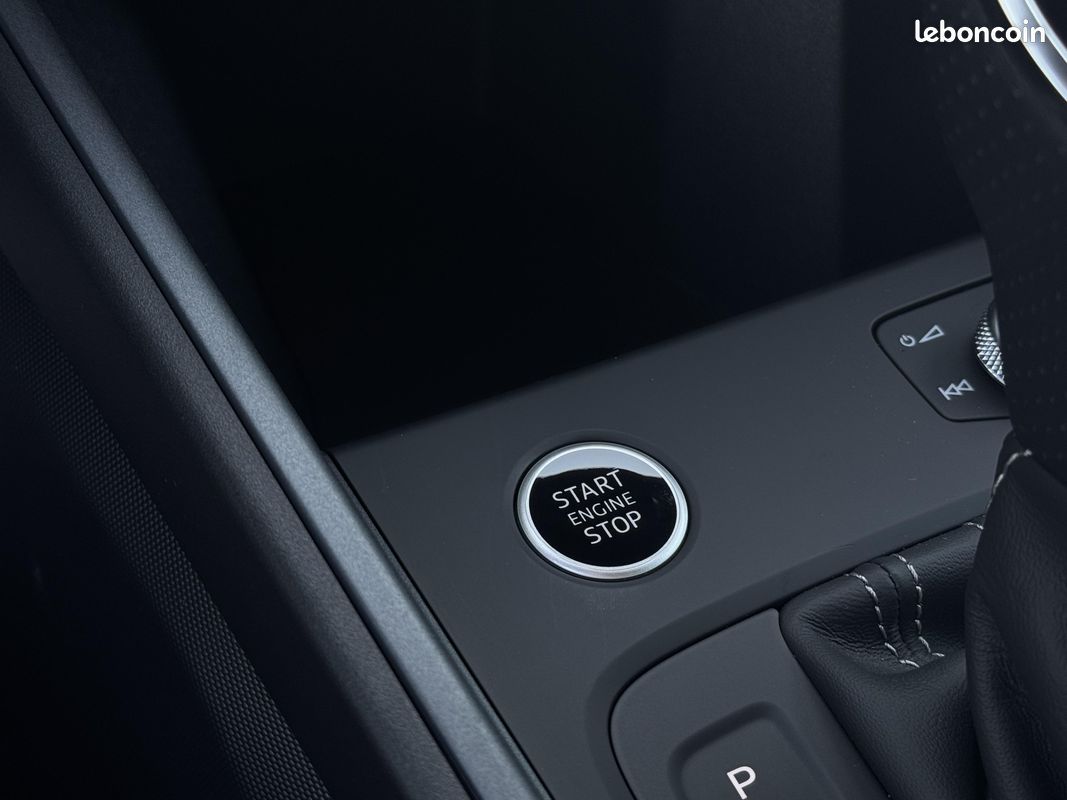 AUDI A1 Sportback 30 TFSI 116 ch S tronic 7 S Line (image 7)