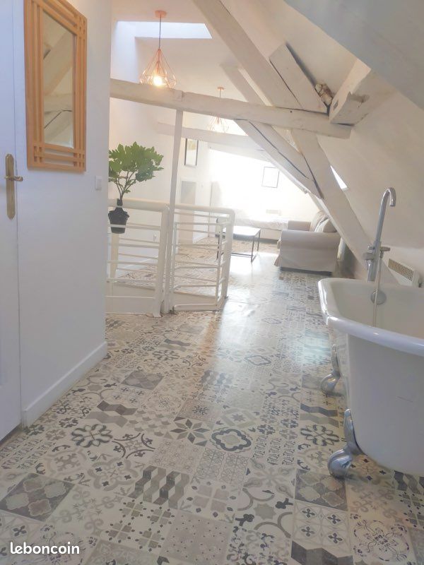 Maison 7 pièces 200 m² · à Laon · 200 m² · 1 500 €/mois