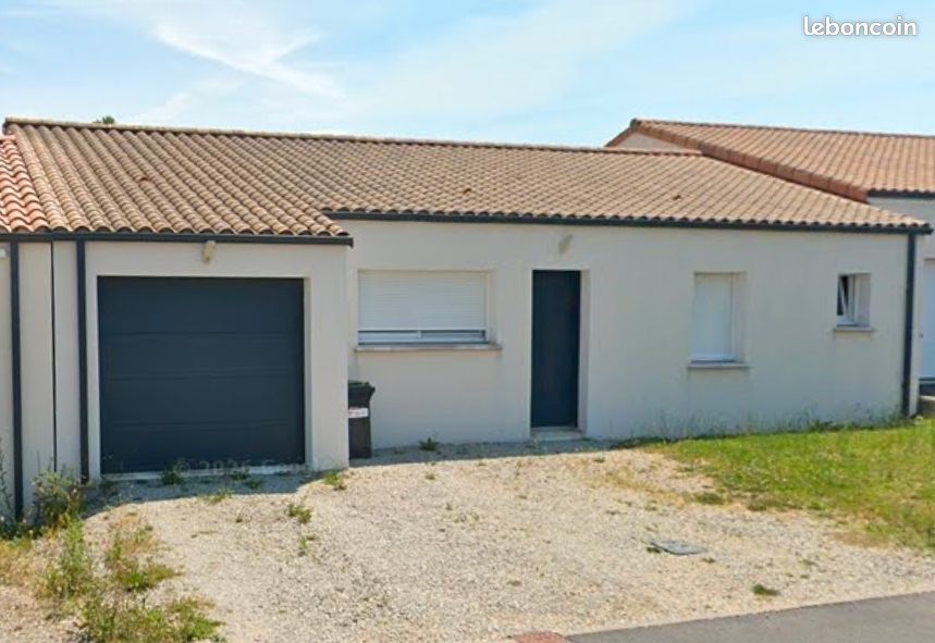 Maison 4 pièces 90 m² · à Aubigny-les Clouzeaux · 90 m² · 1 000 €/mois