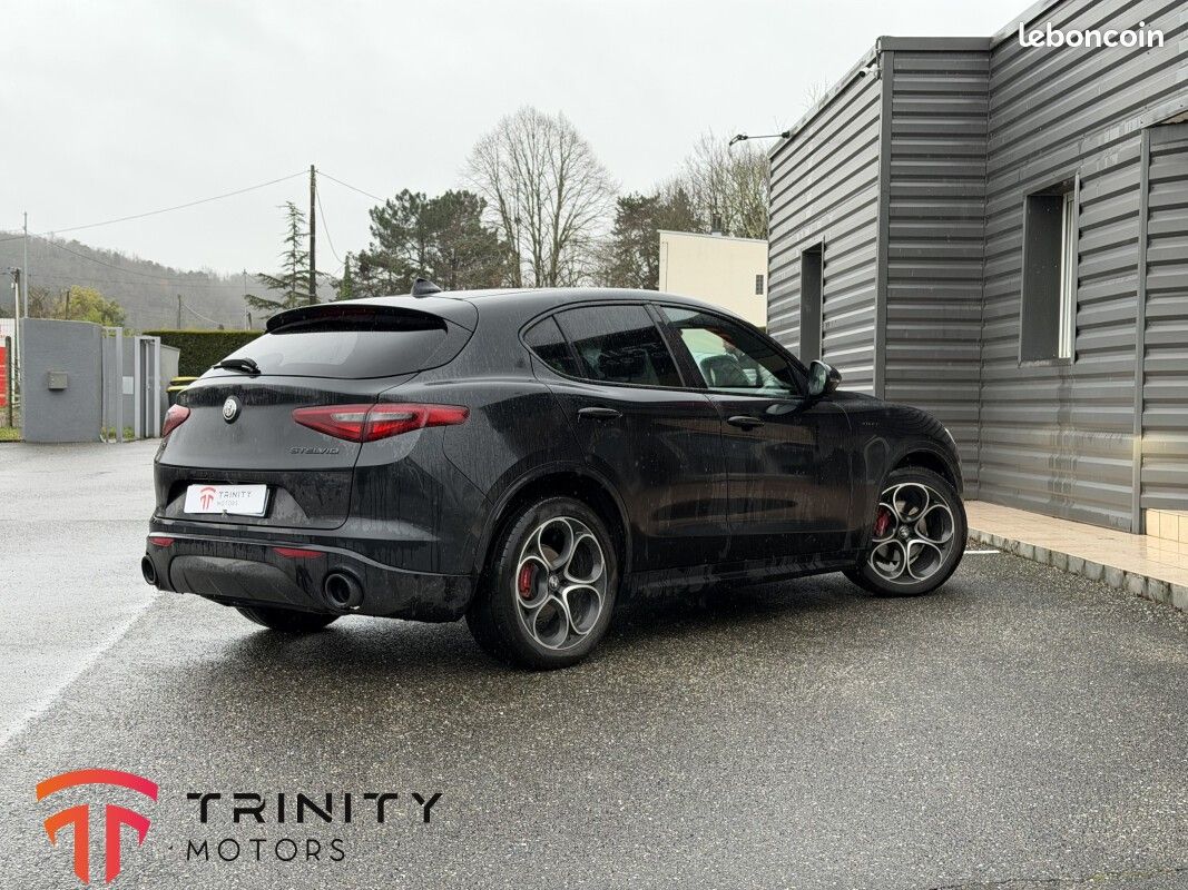Alfa Romeo Stelvio 2.2 JTD 210CH 4X4 Q4 VELOCE + SUIVI COMPLET + TOIT OUVRANT + GARANTIE (image 6)
