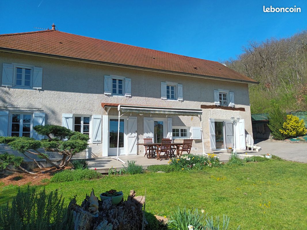 Maison 6 pièces 190 m² · à Salagnon · 190 m² · 450 000 €