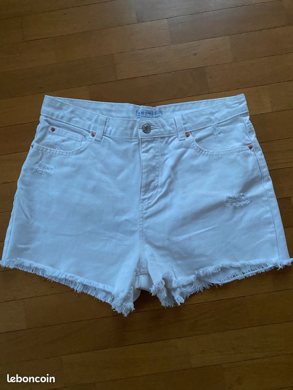 Short Blanc Neuf (image 1)