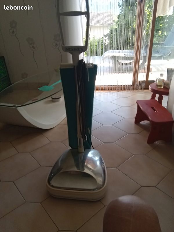 Lustreuse aspirante (image 1)