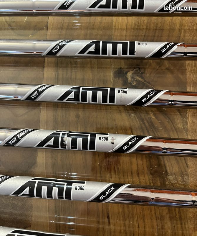 Set De Fers Titleist T200ii 5-PW En Acier Forgé - Flex Régulier R300, Shafts TT AMT Noir - Occasion Vérifiée