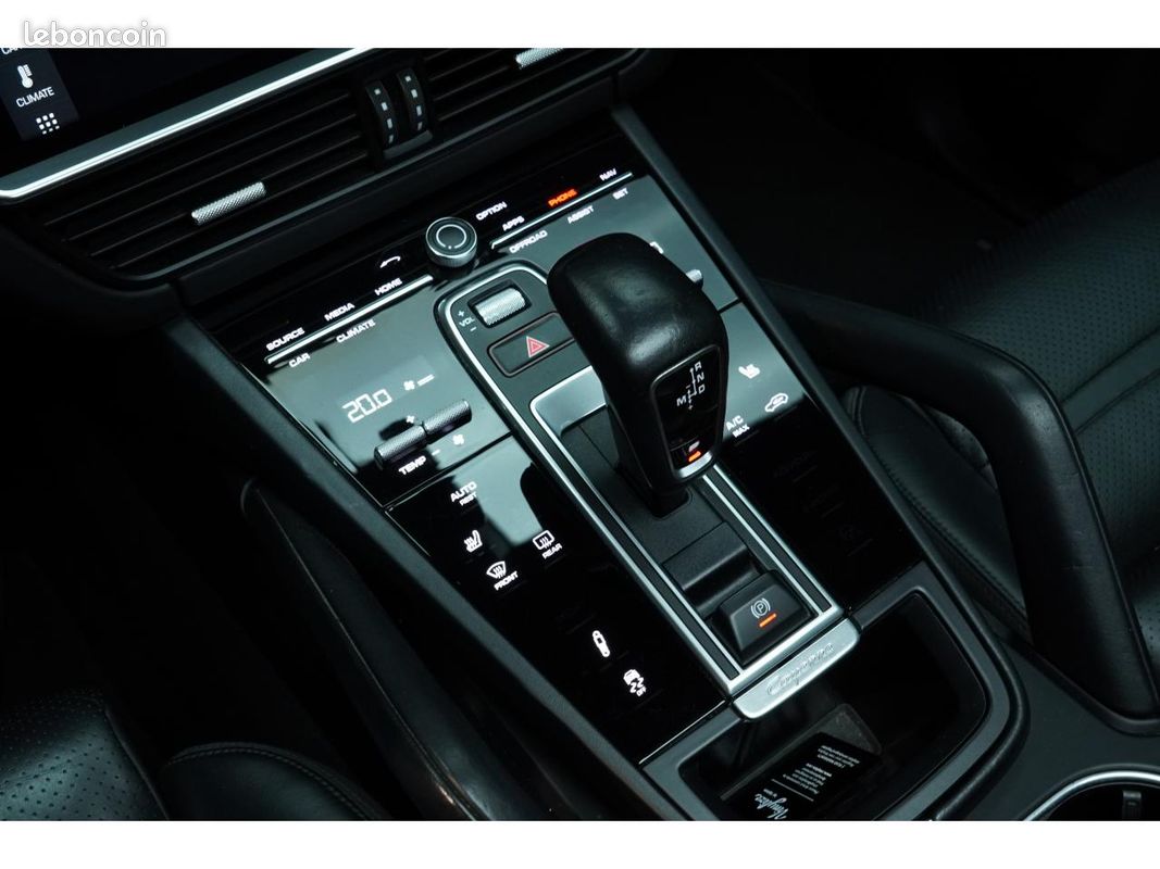 PORSCHE CAYENNE S I 2.9 440CH I GARANTIE 12 mois I Pack chrono I Cuir étendu I Attelage I Suivi et Ga (image 16)