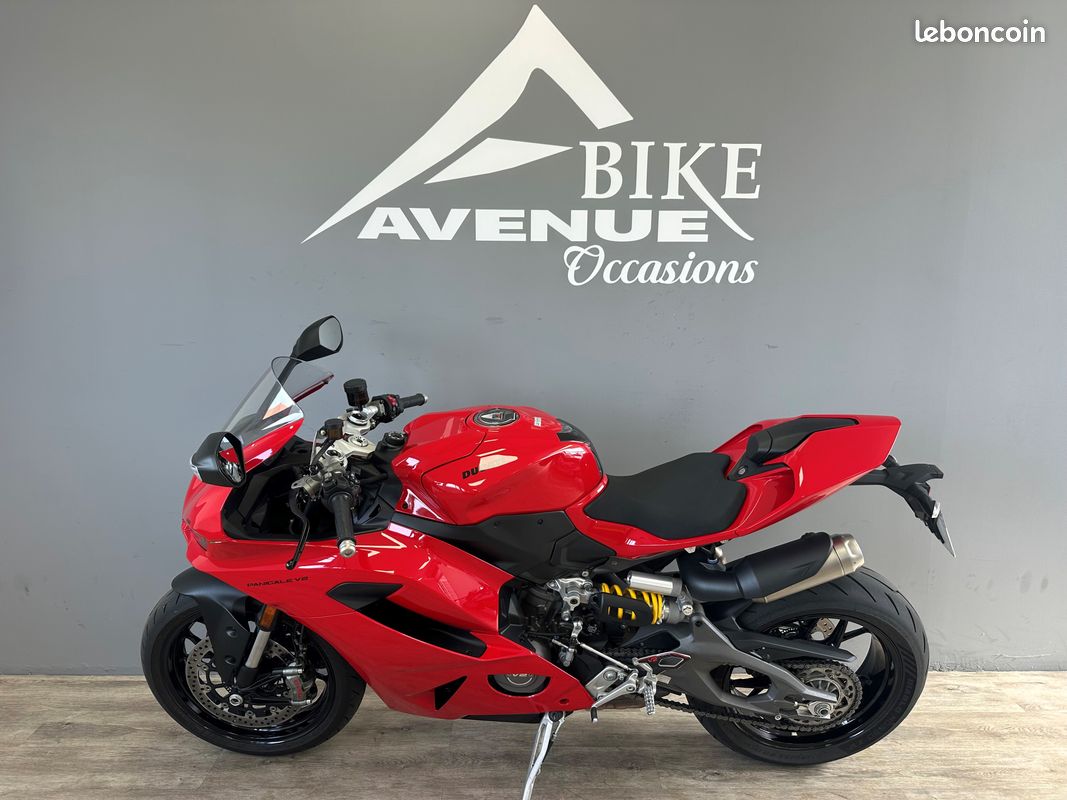 DUCATI PANIGALE V2 1ère main comme neuve | Faible kilométrage | Moto GARANTIE 08/2027 (image 3)