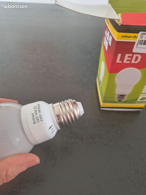 Ampoule Brilliant LED multi-couleurs (image 7)
