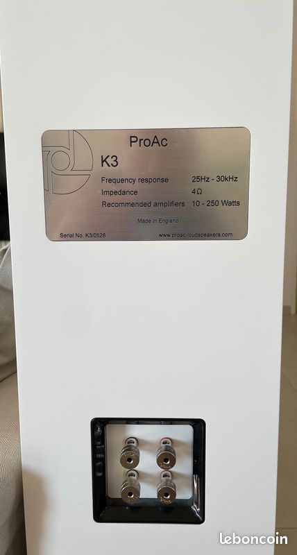 Paire d’enceintes colonnes ProAc K3, finition blanche (image 5)