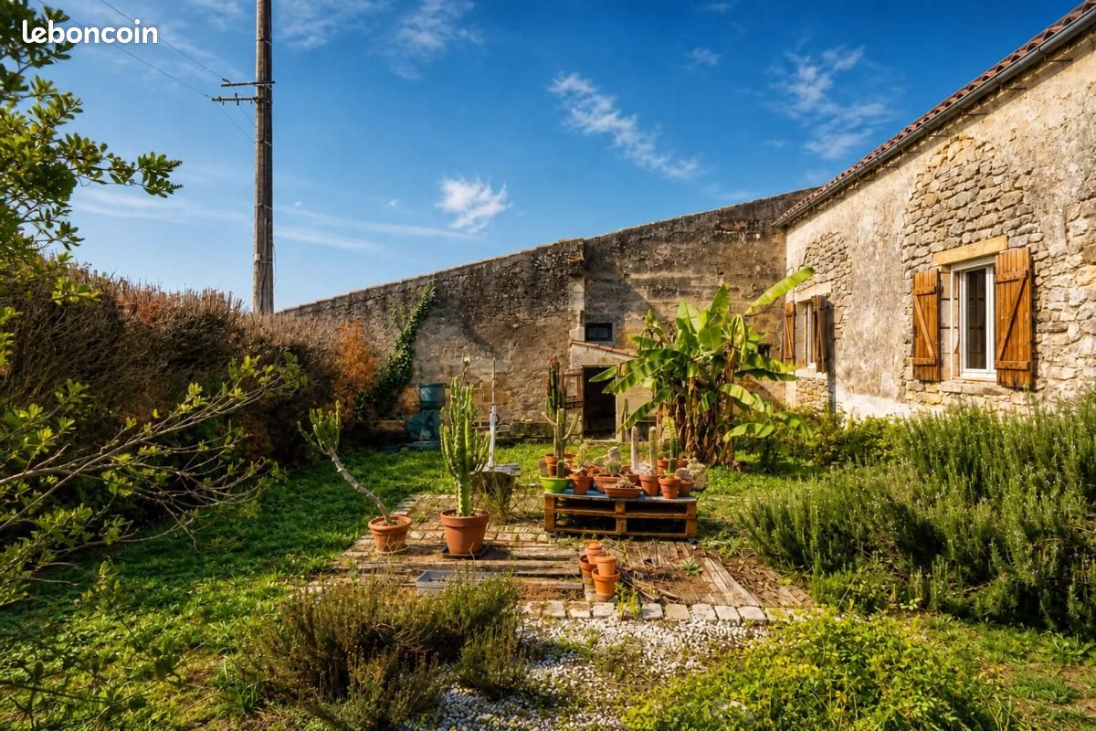 Maison 4 pièces 114 m² · à Lussac · 114 m² · 226 500 €