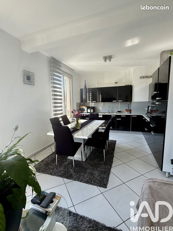 Maison 5 pièces 145 m² · à Épernay · 145 m² · 274 000 €