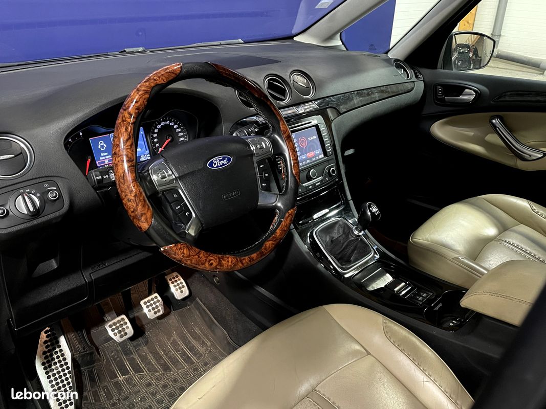 FORD Galaxy 2.0 TDCi 163ch Titanium - 7 Places - Distribution OK - Caméra - Toit panoramique (image 16)