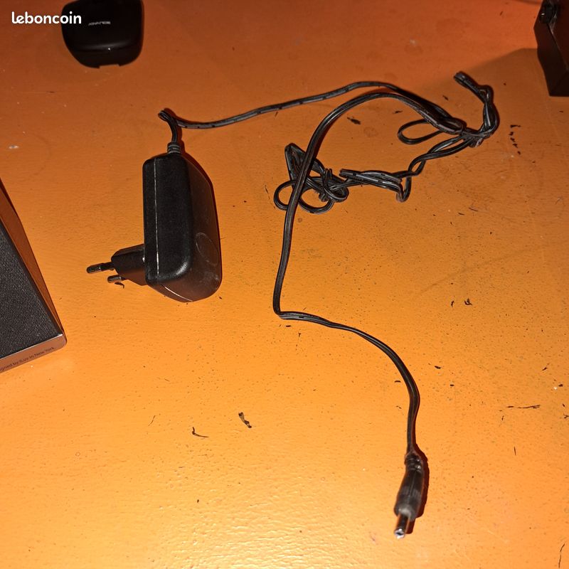 Enceinte bluetooth avec kit mains-libres MobiAir iLUV (image 4)