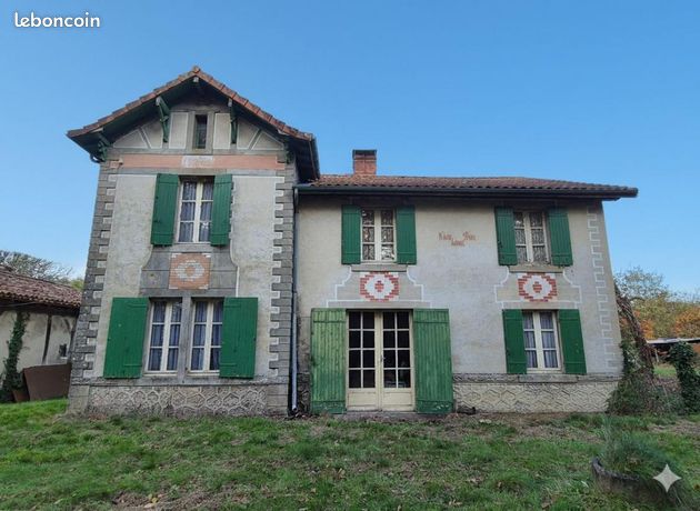 Maison 9 pièces 223 m²