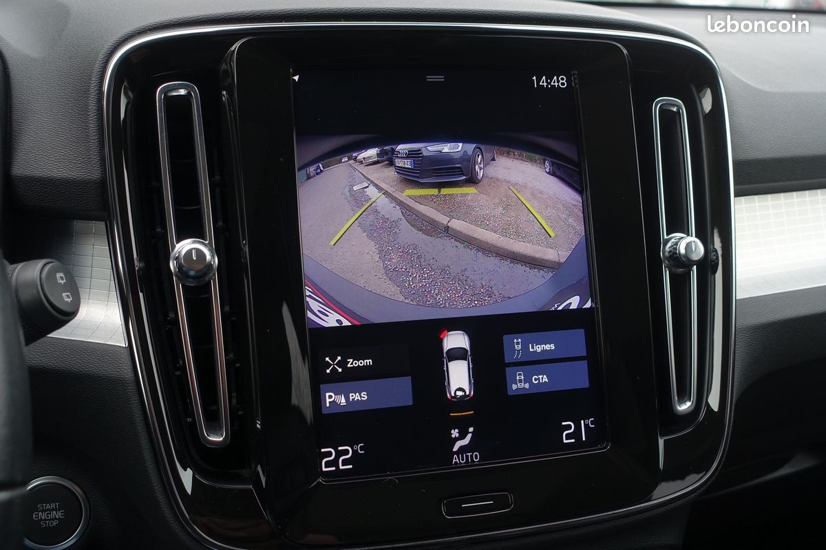 XC40 D3 2.0 Geartronic 150ch Momentum Cuir/Gps Europe/Caméra de recul/Full LED/Accès confort/Régulateur/Carplay/Hayon électrique/1*Main/Garantie 12 mois (image 11)