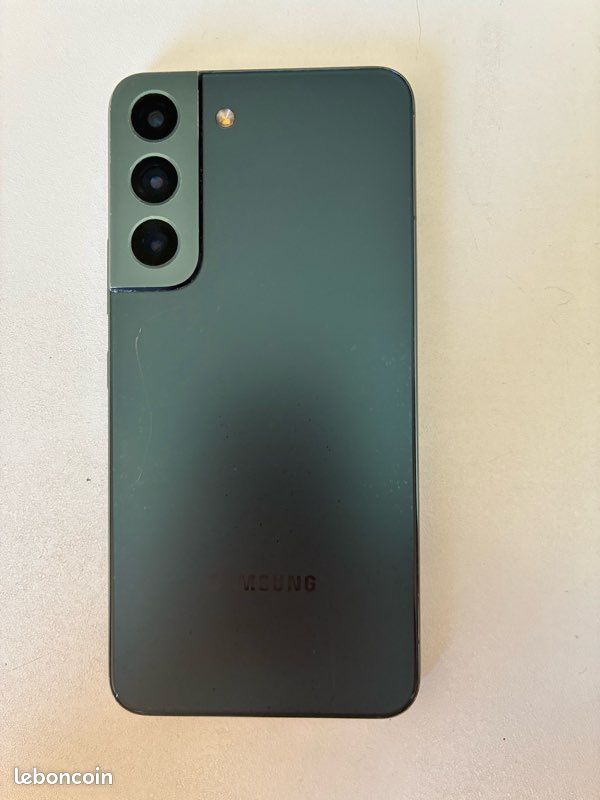 Samsung s22 (image 2)