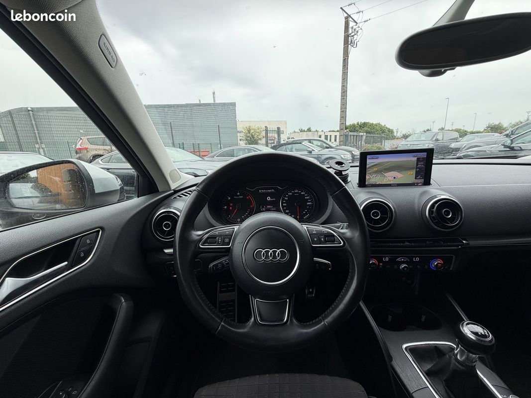 Audi A3 2.0 TDI 150 CH AMBITION LUXE*AUDI DRIVE SELECT*JANTES ALU 18*GPS (image 11)