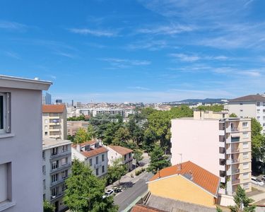Appartement 295 000 € - 68 m²