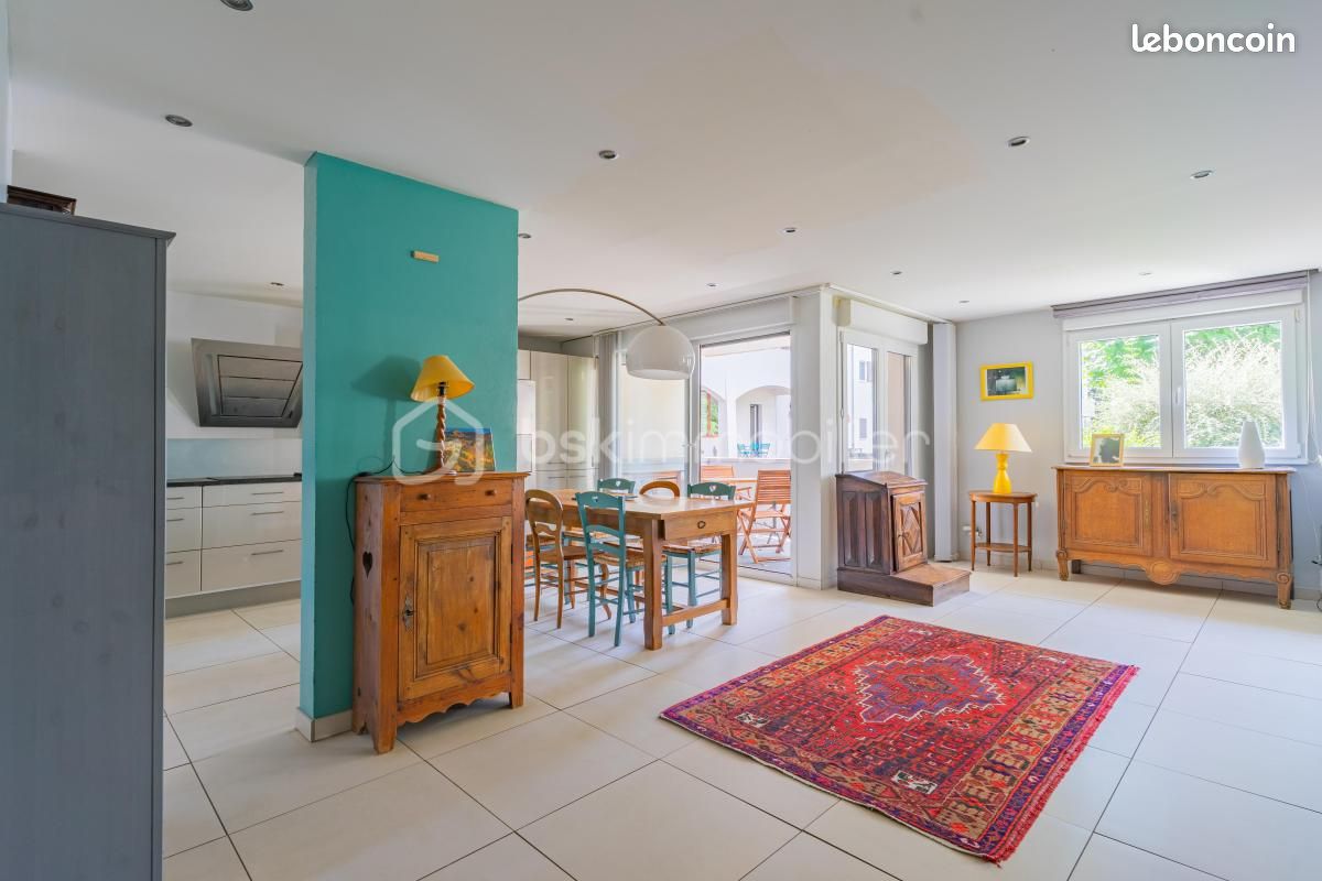 Appartement 3 pièces 82 m² · à Poisy · 82 m² · 395 000 €