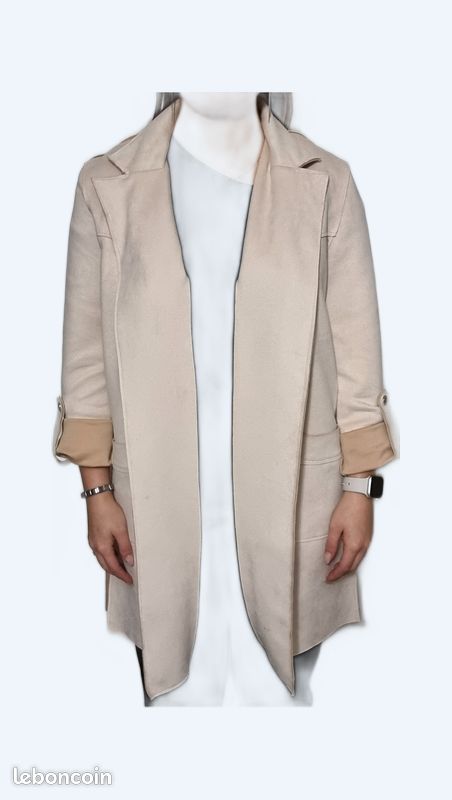 Manteau beige taille XS de la marque Bershka (image 1)