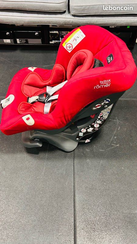 Siège auto évolutif 0–18 kg bébé comme neuf complet (image 3)