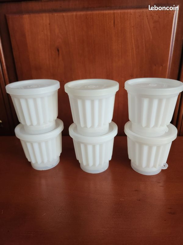 Lot de 6 moules Tupperware (image 1)