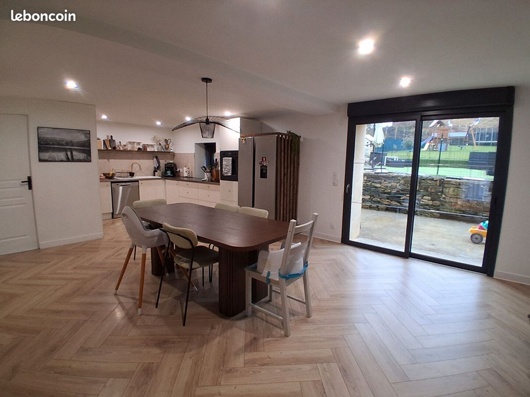 Maison 6 pièces 185 m² · à Rimogne · 185 m² · 233 000 €