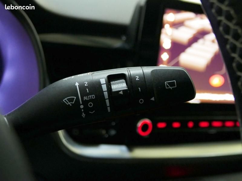 Kia Stonic 1.0 T-GDi 120ch MHEV GT Line (image 16)