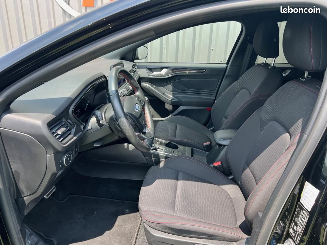 Ford Focus SW BREAK ST LINE 1.0 ECOBOOST 125CH BVA8 (image 11)