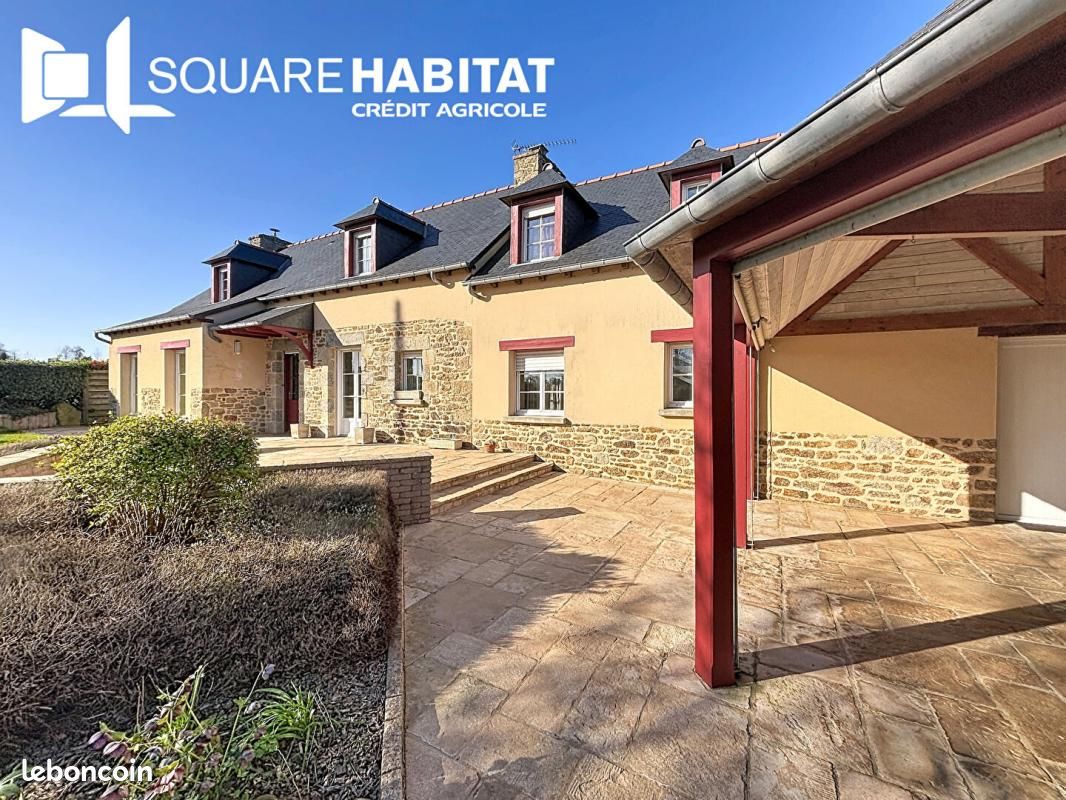 Maison 5 pièces 170 m² · à Landéhen · 170 m² · 326 000 €
