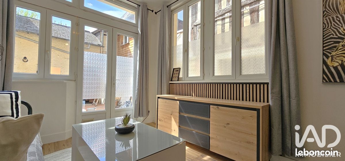 Appartement 1 pièce 22 m² · à Lisieux · 22 m² · 580 €
