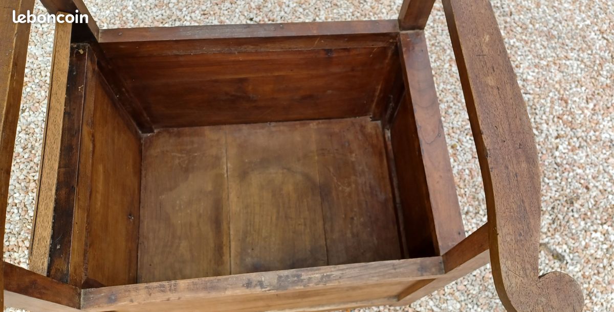 Chaise Coffre en bois (image 4)