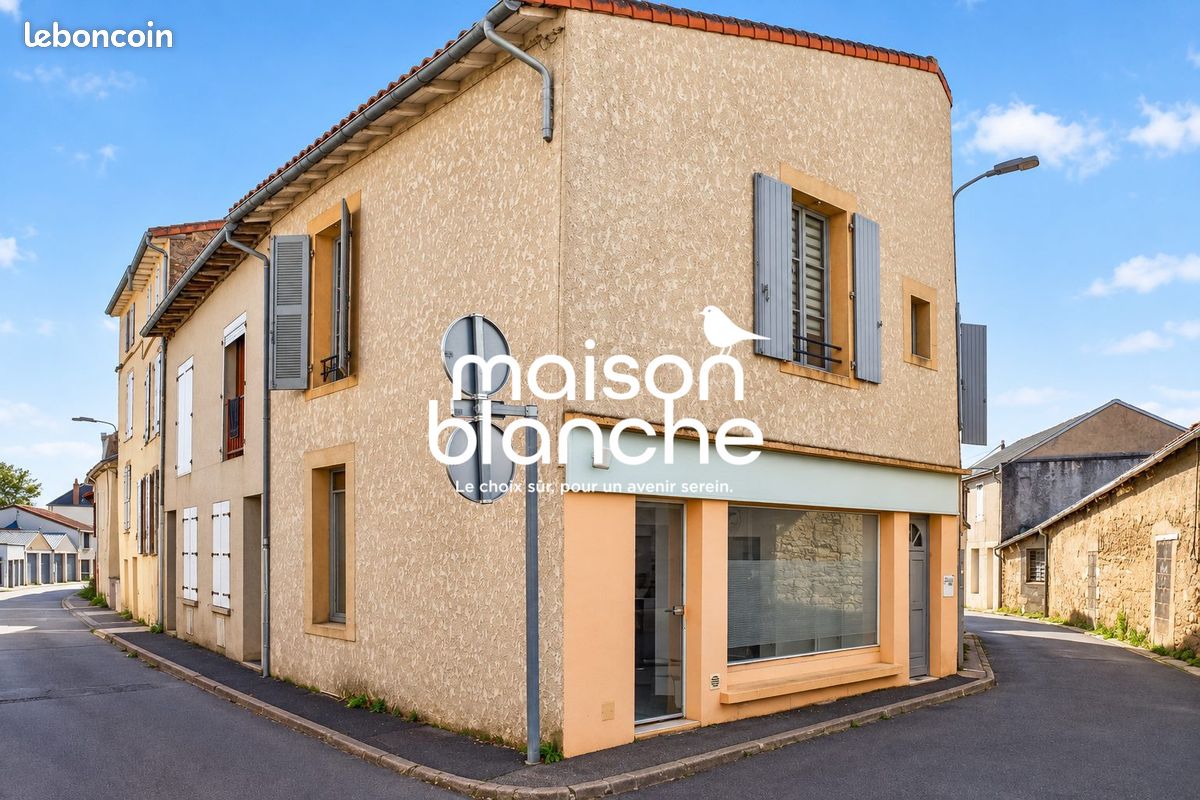 Immeuble 139 m² · à Parthenay · 139 m² · 129 600 €