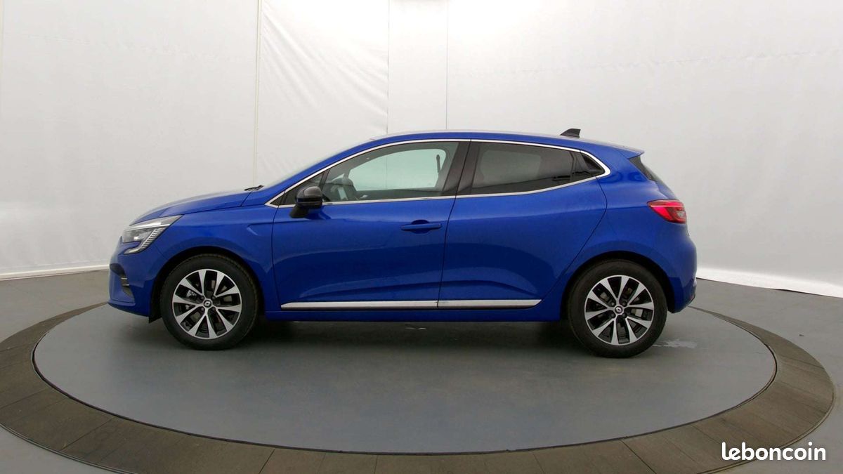 Renault clio tce 140 techno (image 4)
