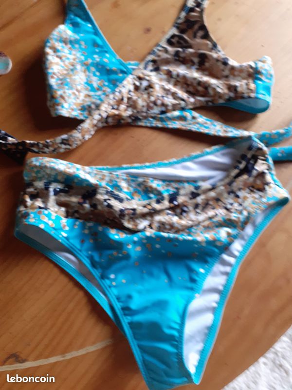 Maillot de bain avec boucles d'reilles assorties Vêtements