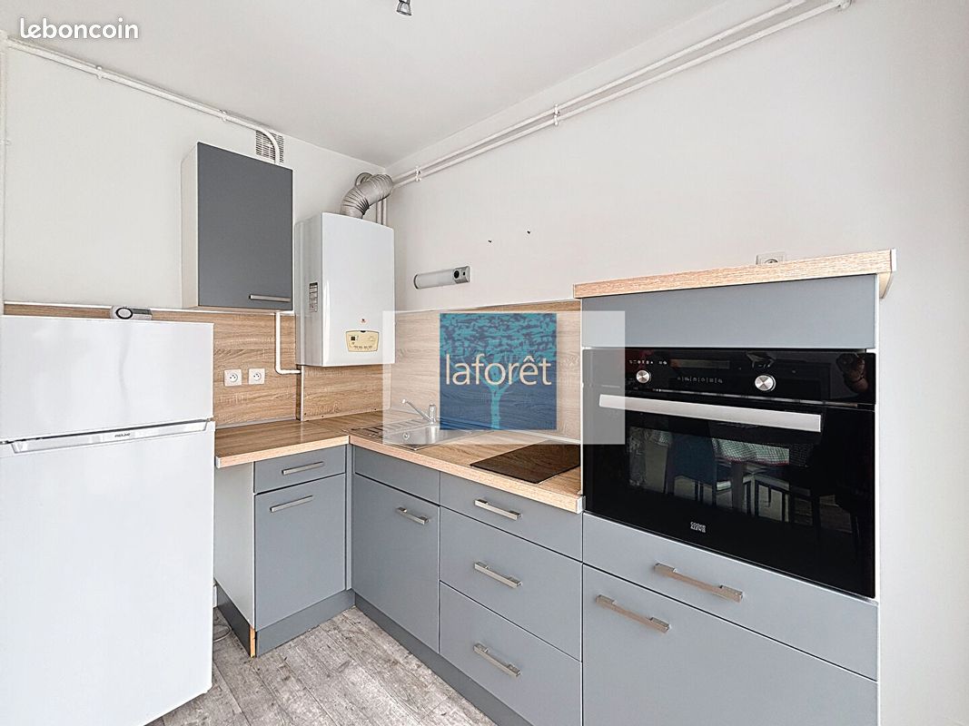 Appartement 1 pièce 30 m² · à Châlons-en-Champagne · 30 m² · 450 €