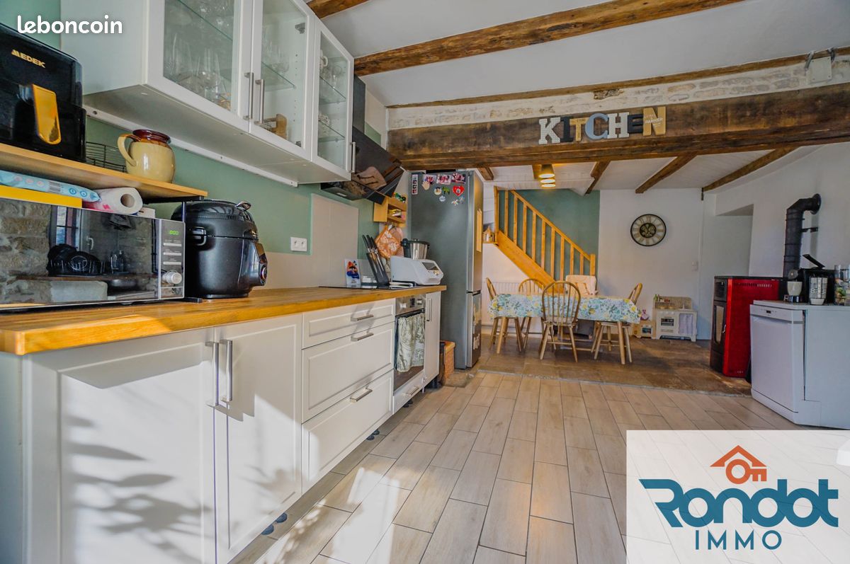 Maison 6 pièces 105 m² · à Marey-sur-Tille · 105 m² · 140 000 €