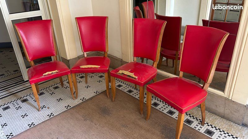Chaises vintage bistrot années 50/60 en bois et skaï rouge – lot de 4 (image 5)