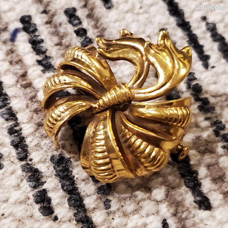 Broche Ancienne Plaquée Or - Boucle De Fond De Bijouterie - Style Vintage - Occasion (portée)