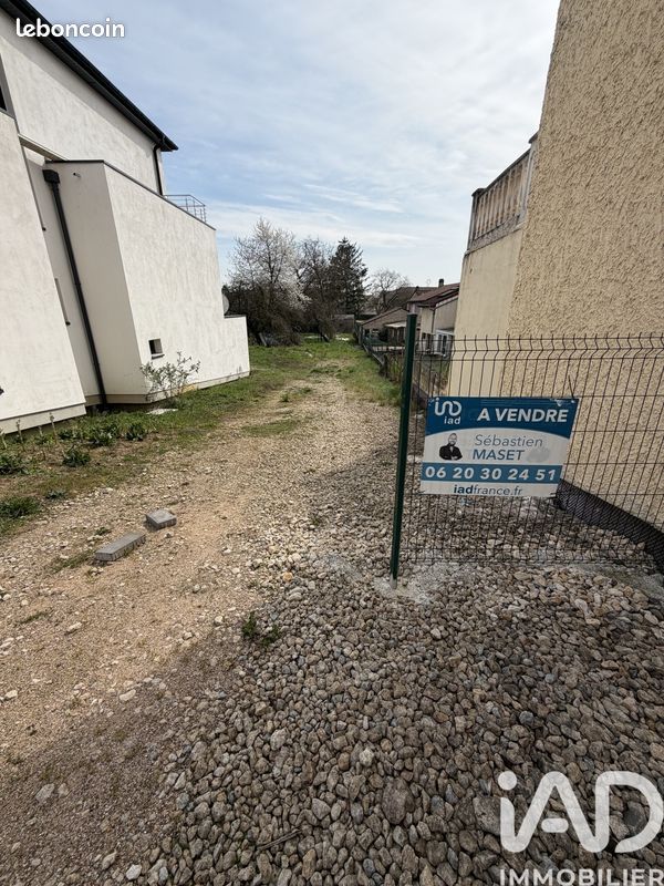 Terrain 1080 m² Clouange