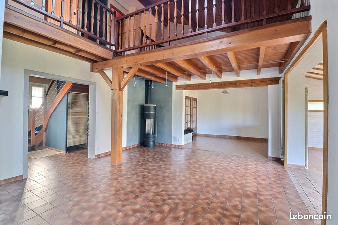 Maison 5 pièces 162 m²