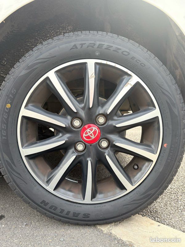 Toyota Aygo 1.0 VVT (image 10)