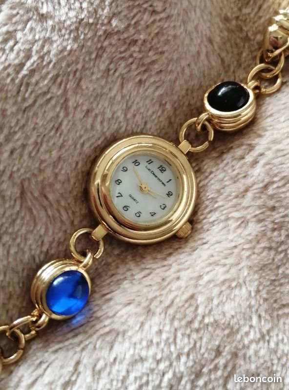 Montre Femme IK à Quartz - Cadran Bleu, Bracelet Perles Métal Argenté, Style Classique