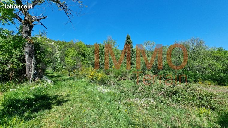 Vente | Terrain constructible | 5990 m² | Saint-Rémy-sur-Durolle